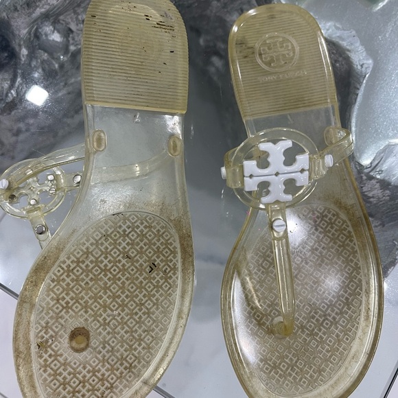 Tory Burch worn couple of times in good condition - Picture 2 of 3